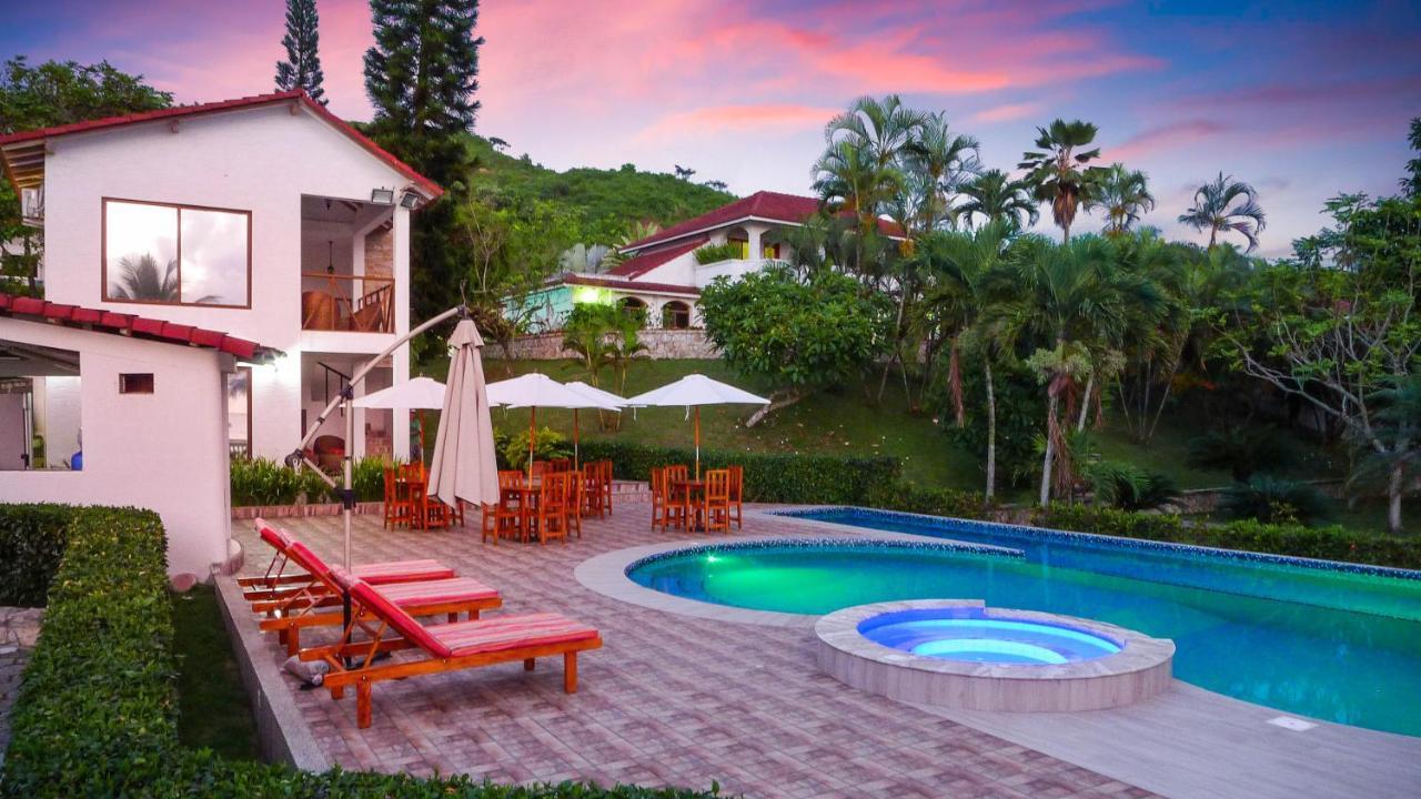 Sunset Gardens Vila Olón Exterior foto