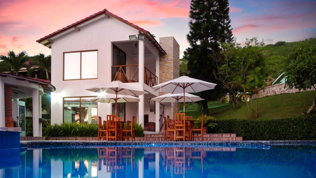 Sunset Gardens Vila Olón Exterior foto
